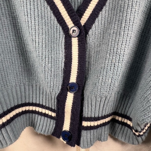 Blue Cropped Oversized Cardigan very cute by measurements it’s S/M - Picture 3 of 5